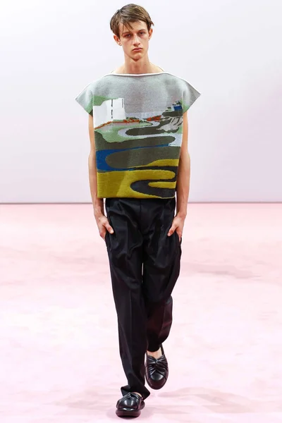 Look 2